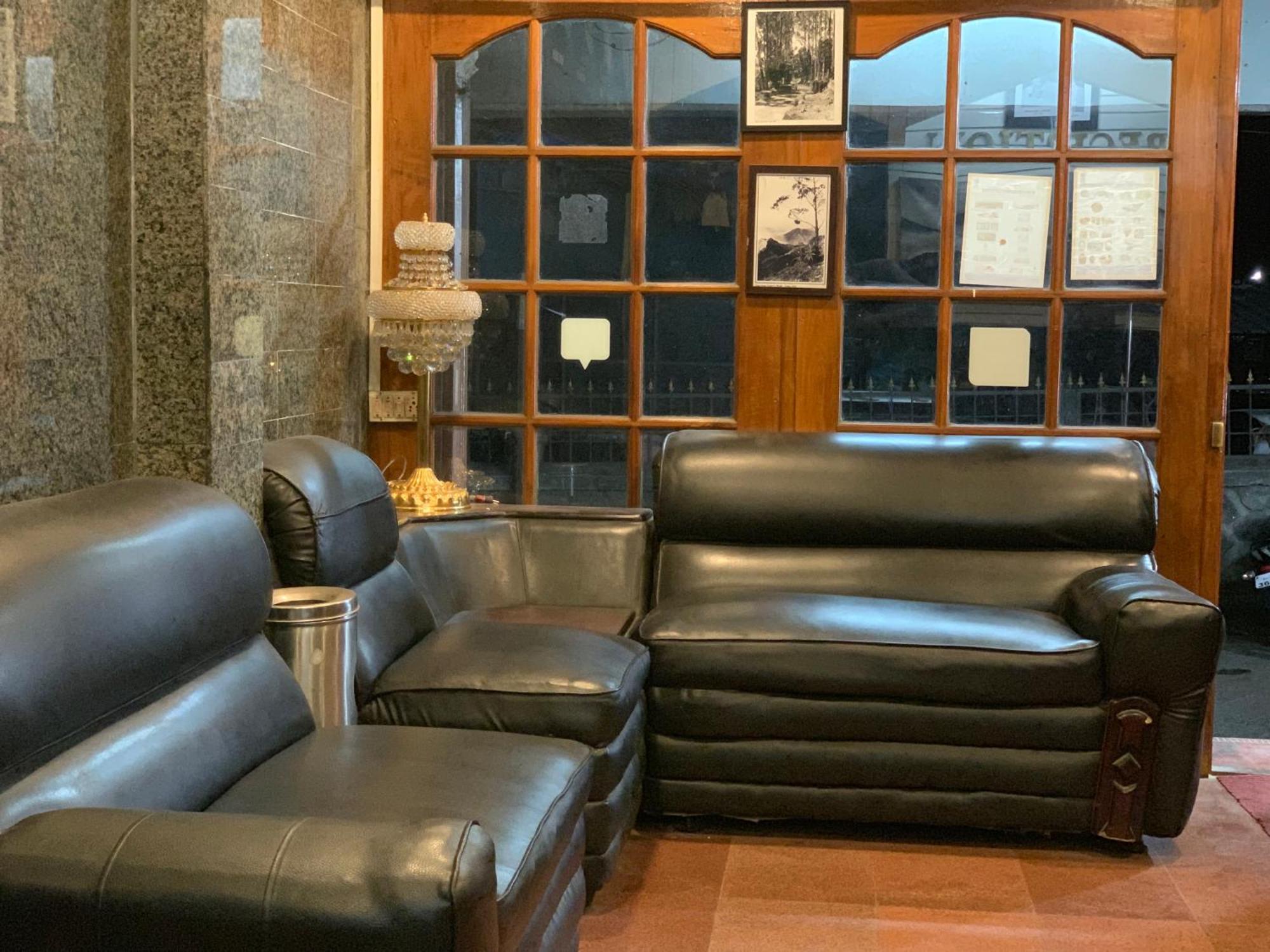 Jc Woodville Manor Кодайканал Экстерьер фото